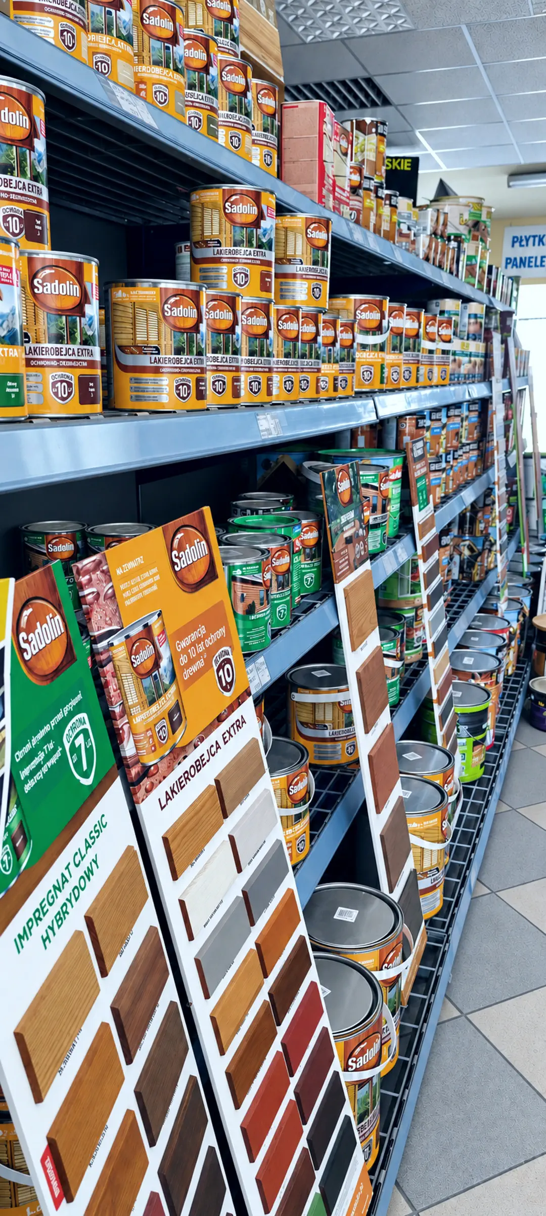 Produkty Sadolin oraz wzorniki wykończenia drewna